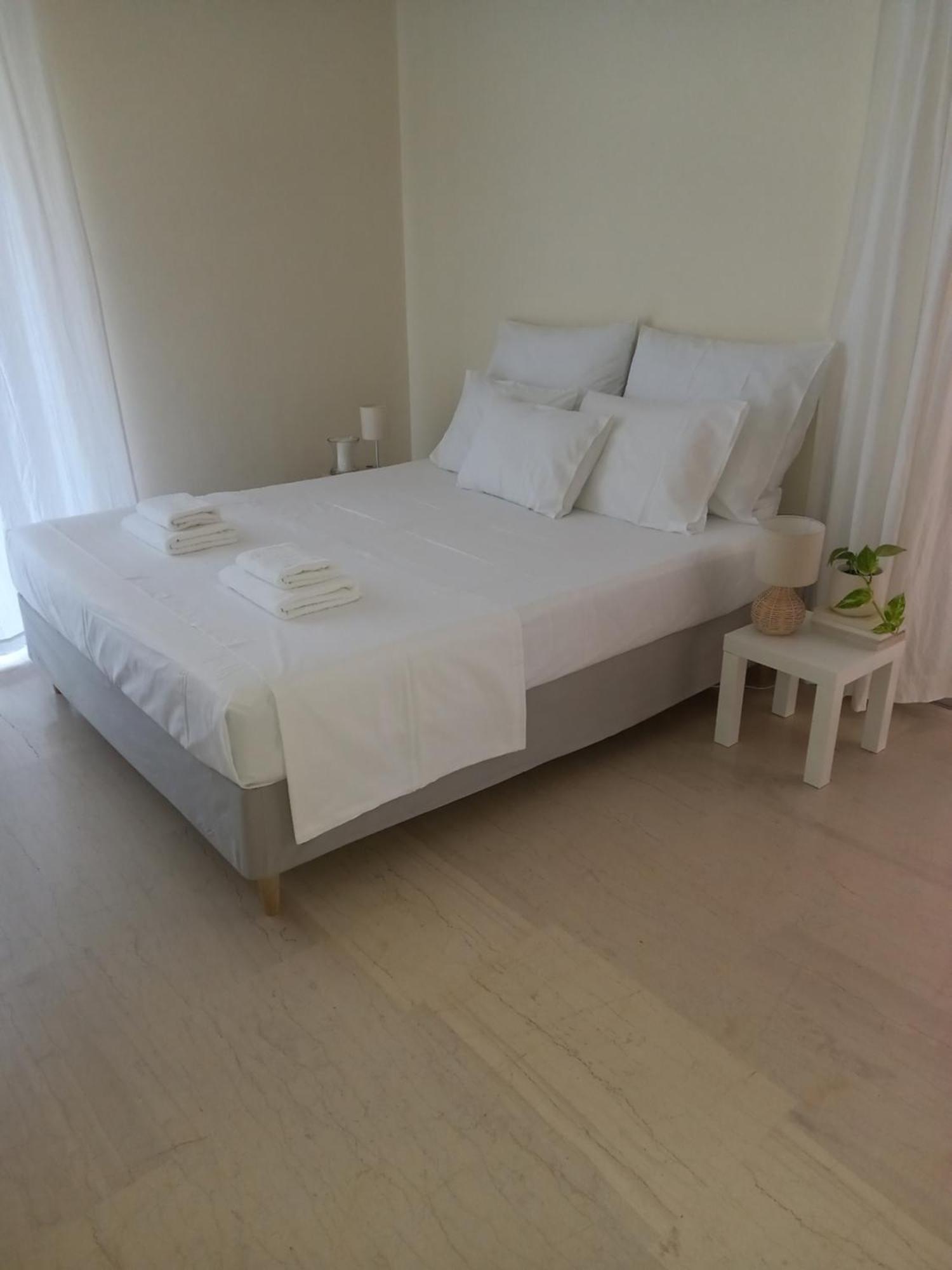 Ναrika Hotel Kamena Vourla Eksteriør billede